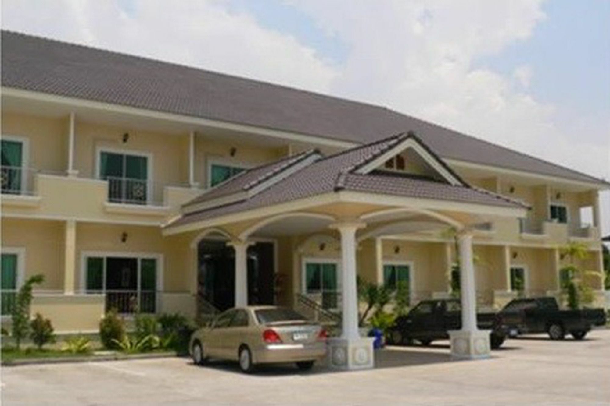 Jrd Resort Lopburi Exterior photo